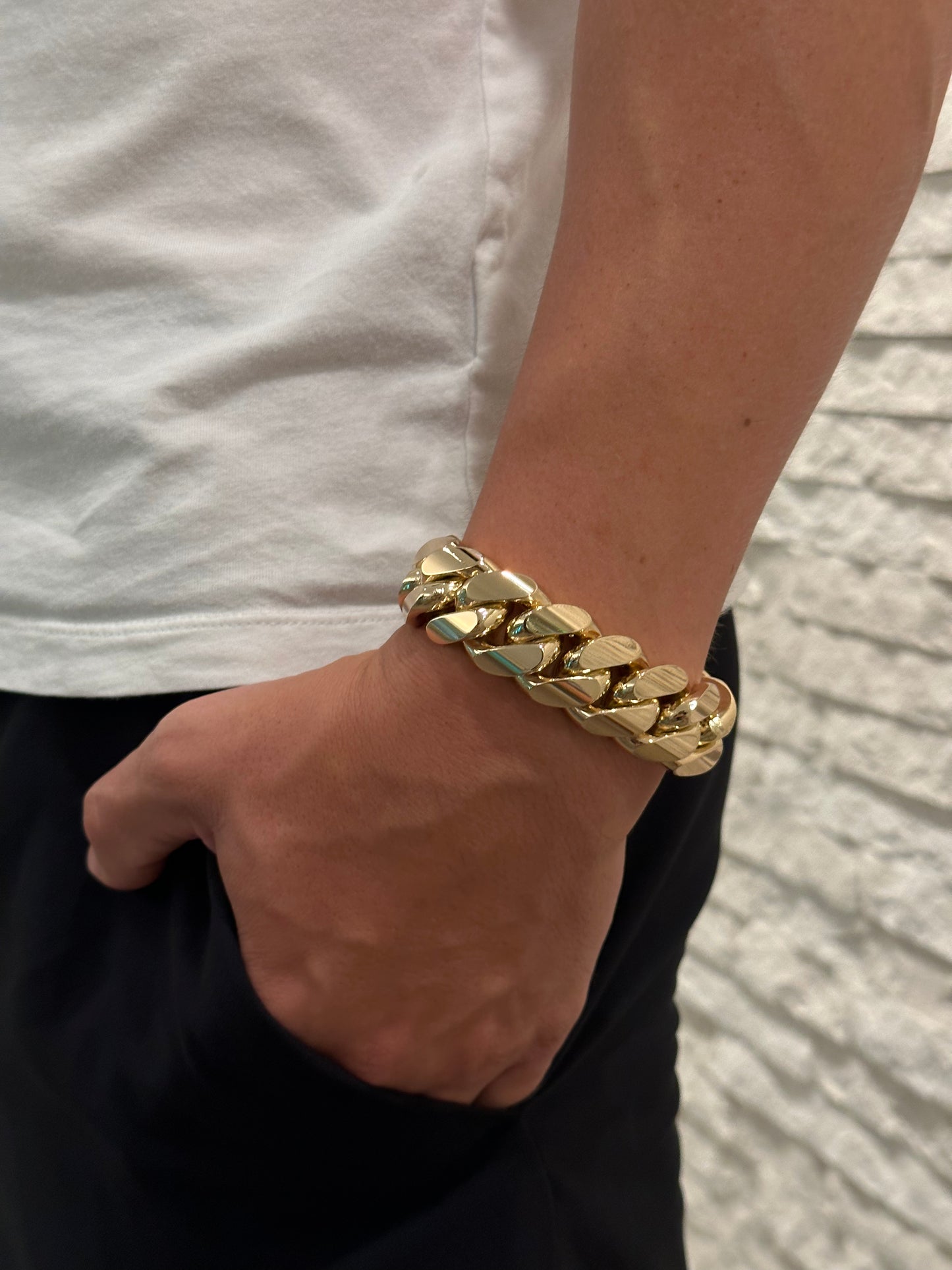 22MM Cuban Link Bracelet